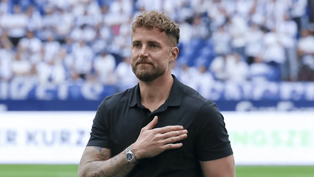 杏彩体育-还记得他吗?前沙尔克04队长费尔曼正式宣布退役